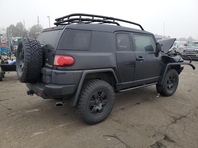 JTEBU11FX70099812 - 2007 TOYOTA FJ CRUISER BLACK photo 3