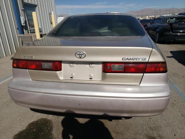 JT2BG22K8W0154732 - 1998 TOYOTA CAMRY CE TAN photo 6