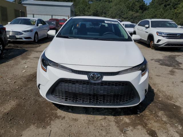 5YFEPMAE9NP368158 - 2022 TOYOTA COROLLA LE 白色 照片 5