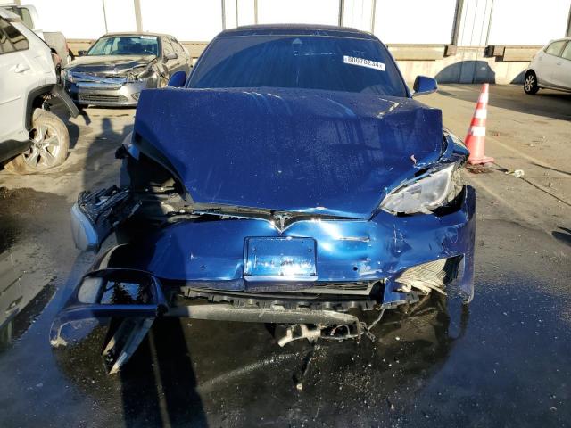 5YJSA1E26GF150423 - 2016 TESLA MODEL S ლურჯი ფოტო 5