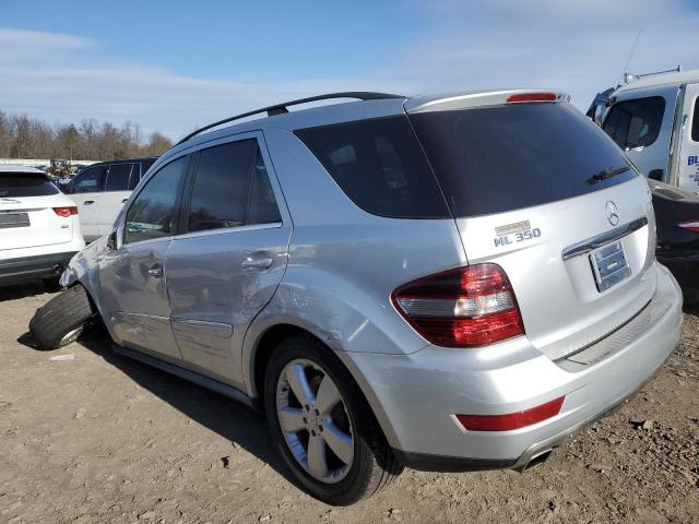 4JGBB8GB9AA558557 - 2010 MERCEDES-BENZ ML 350 4MATIC SILVER photo 2