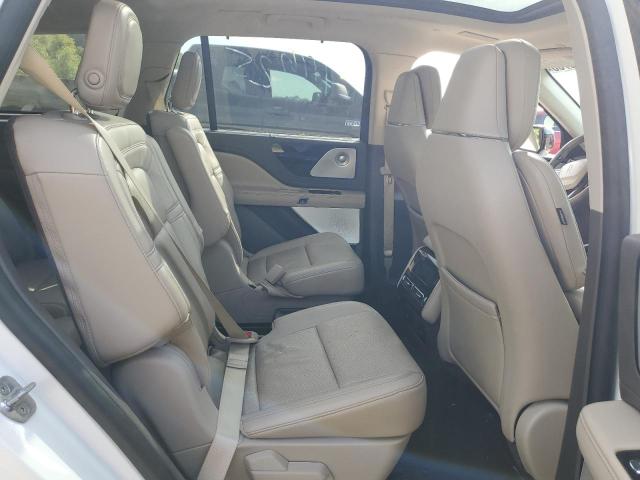 5LM5J7XC3LGL20672 - 2020 LINCOLN AVIATOR RESERVE Белый фото 11