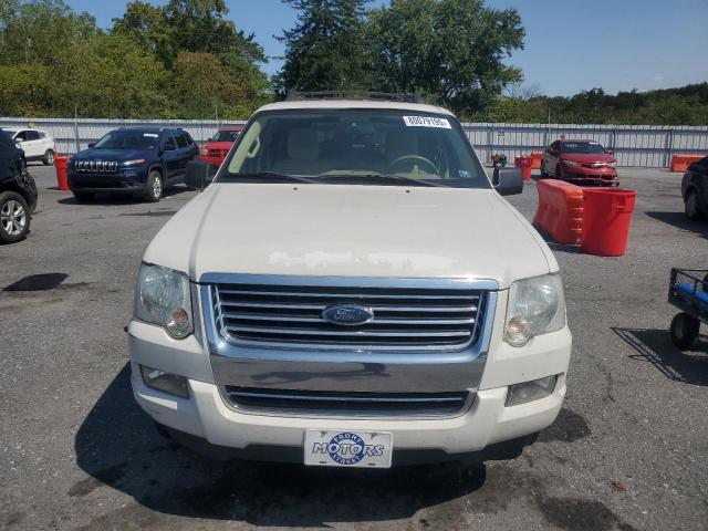 1FMEU7DE2AUA14447 - 2010 FORD EXPLORER XLT WHITE photo 5