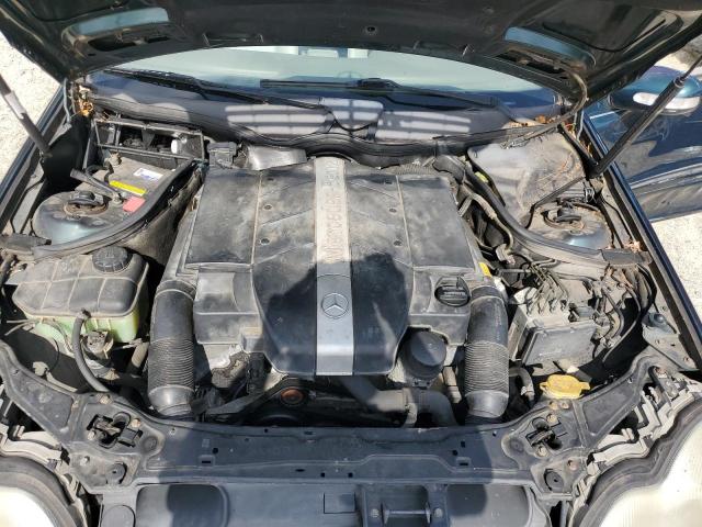 WDBRF61J83F332428 - 2003 MERCEDES-BENZ C 240 绿色 照片 11