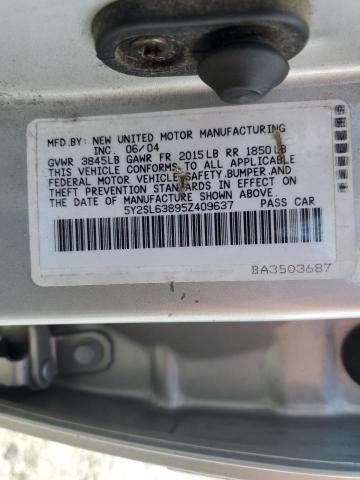 5Y2SL63895Z409637 - 2005 PONTIAC VIBE SILVER photo 13