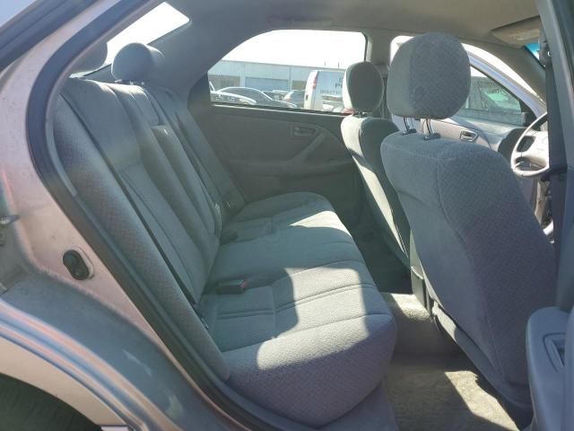 4T1BF22K91U124811 - 2001 TOYOTA CAMRY LE 银色 照片 10