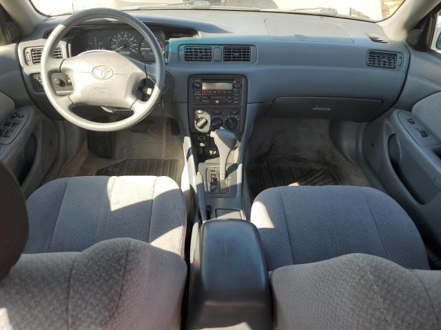 4T1BF22K91U124811 - 2001 TOYOTA CAMRY LE 银色 照片 8