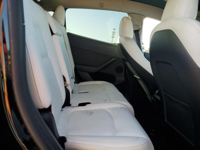 7SAYGAEE0NF520218 - 2022 TESLA MODEL Y Siyah fotoğraf 11