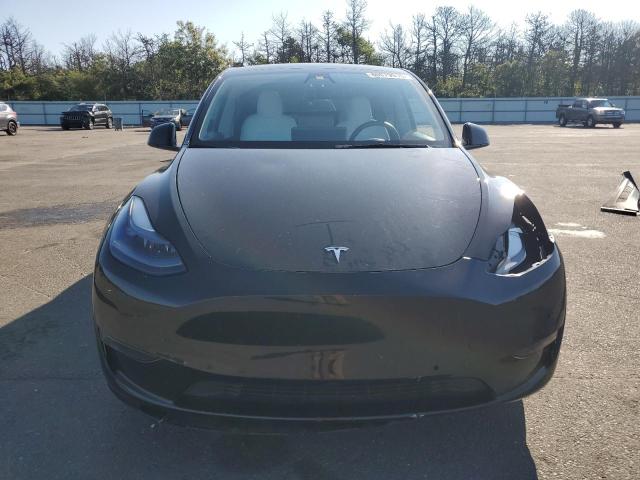 7SAYGAEE0NF520218 - 2022 TESLA MODEL Y Siyah fotoğraf 5