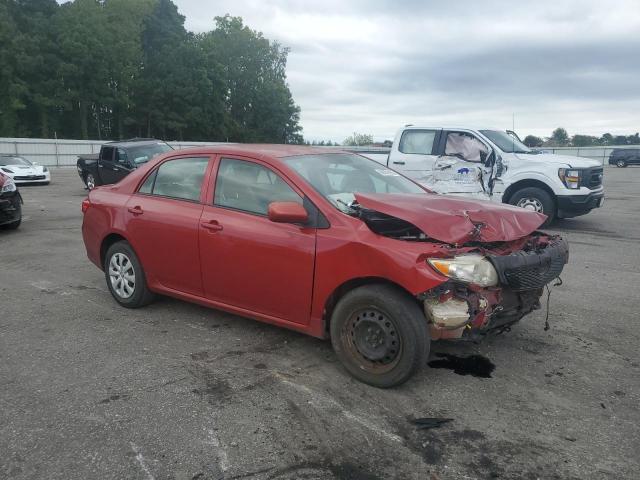 1NXBU4EE2AZ176465 - 2010 TOYOTA COROLLA BASE RED photo 4