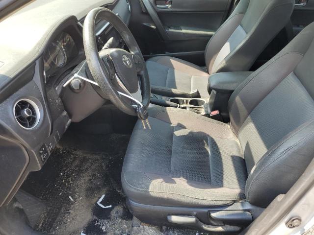 2T1BURHE8JC030310 - 2018 TOYOTA COROLLA L ვერცხლისფერი ფოტო 7