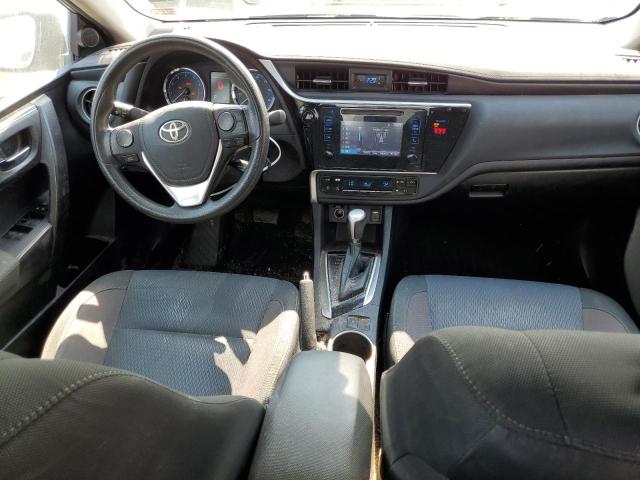 2T1BURHE8JC030310 - 2018 TOYOTA COROLLA L ვერცხლისფერი ფოტო 8