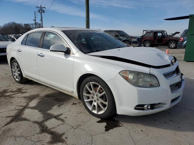 1G1ZK57719F257060 - 2009 CHEVROLET MALIBU LTZ WHITE photo 4