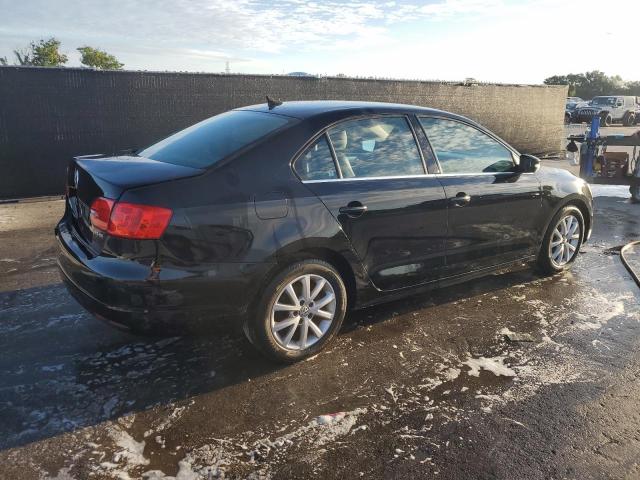 3VWDP7AJ1DM378874 - 2013 VOLKSWAGEN JETTA SE BLACK photo 3