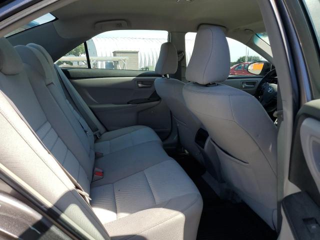 4T1BF1FK6HU759287 - 2017 TOYOTA CAMRY LE GRAY photo 10