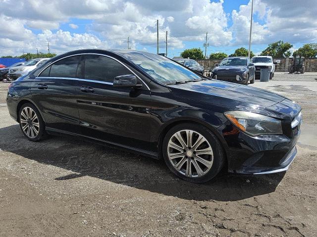 WDDSJ4EB3HN413851 - 2017 MERCEDES-BENZ CLA 250 BLACK photo 4