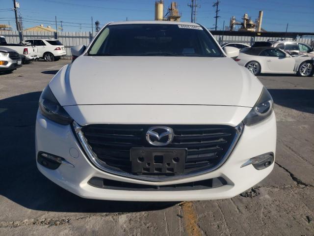 3MZBN1M37JM178973 - 2018 MAZDA 3 GRAND TOURING Білий фото 5