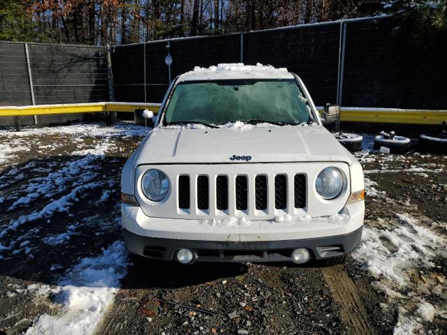 1C4NJRFB3ED792693 - 2014 JEEP PATRIOT LATITUDE WHITE photo 5