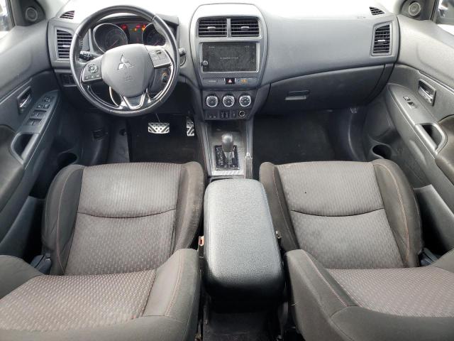 JA4AR3AU3KU025073 - 2019 MITSUBISHI OUTLANDER ES BLACK photo 8