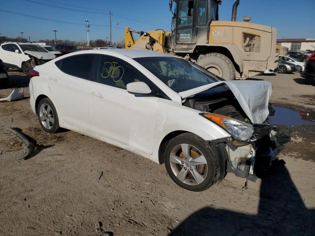 5NPDH4AE6DH441085 - 2013 HYUNDAI ELANTRA GLS WHITE photo 4