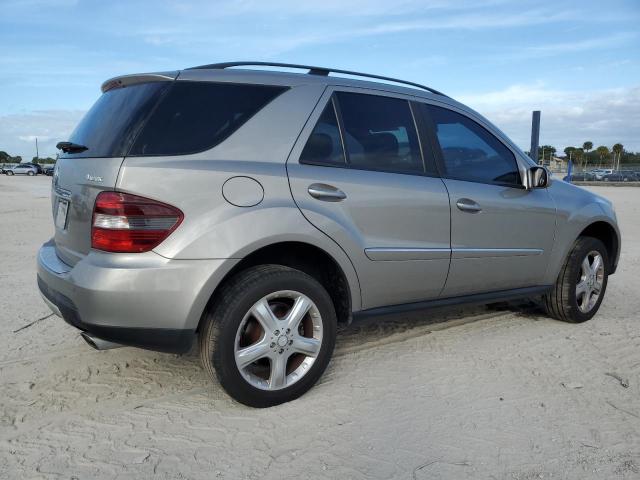 4JGBB86E88A352247 - 2008 MERCEDES-BENZ ML 350 GRAY photo 3