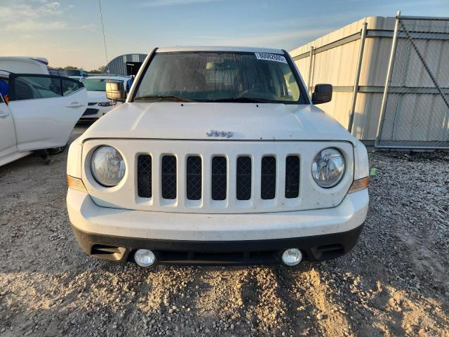 1C4NJPBA0GD670071 - 2016 JEEP PATRIOT SPORT WHITE photo 5