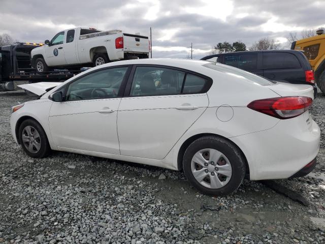 3KPFK4A78HE120395 - 2017 KIA FORTE LX WHITE photo 2