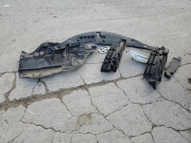 4T1BF1FK7FU888135 - 2015 TOYOTA CAMRY LE BLUE photo 12