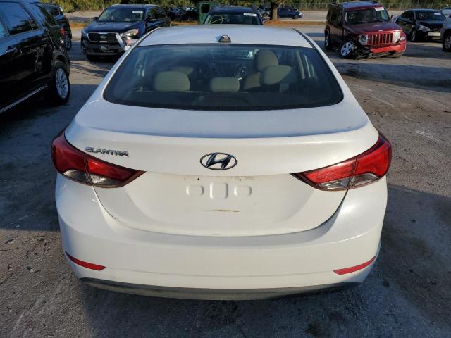 5NPDH4AEXGH735724 - 2016 HYUNDAI ELANTRA SE WHITE photo 6