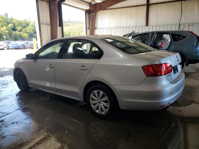 3VW2K7AJ6BM305731 - 2011 VOLKSWAGEN JETTA BASE SILVER photo 2