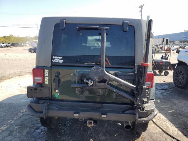 1J4BA5H1XAL125839 - 2010 JEEP WRANGLER U SAHARA Yaşıl foto 6