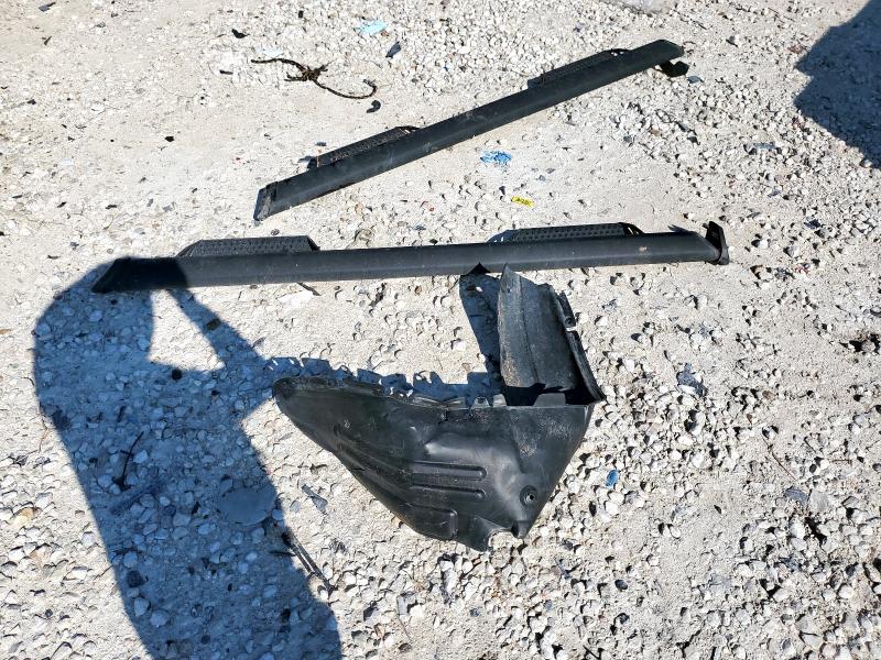 3TMAZ5CN2PM197775 - 2023 TOYOTA TACOMA DOUBLE CAB WHITE photo 12