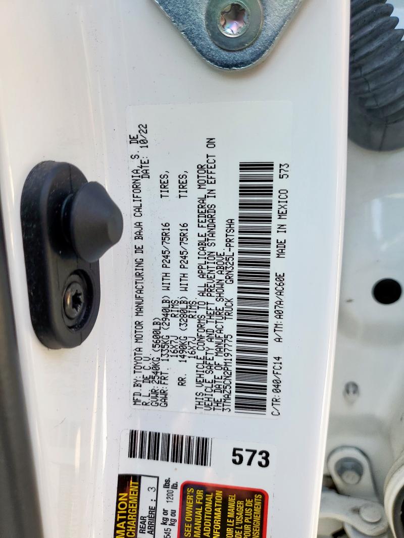 3TMAZ5CN2PM197775 - 2023 TOYOTA TACOMA DOUBLE CAB WHITE photo 13