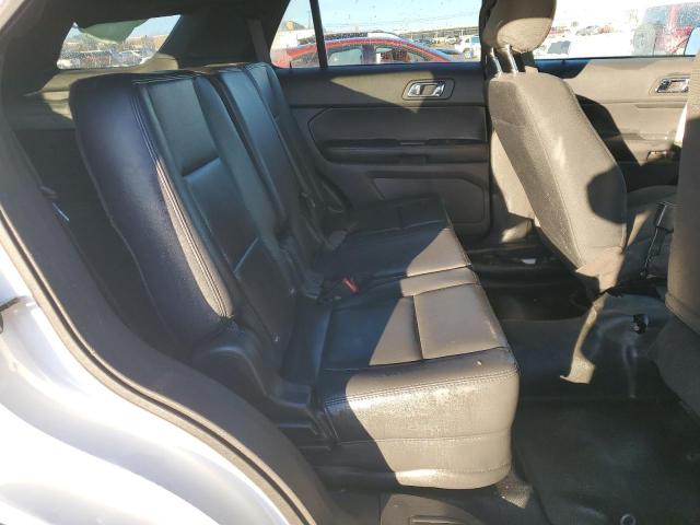 1FM5K8AR7FGB75725 - 2015 FORD EXPLORER POLICE INTERCEPTOR თეთრი ფოტო 11