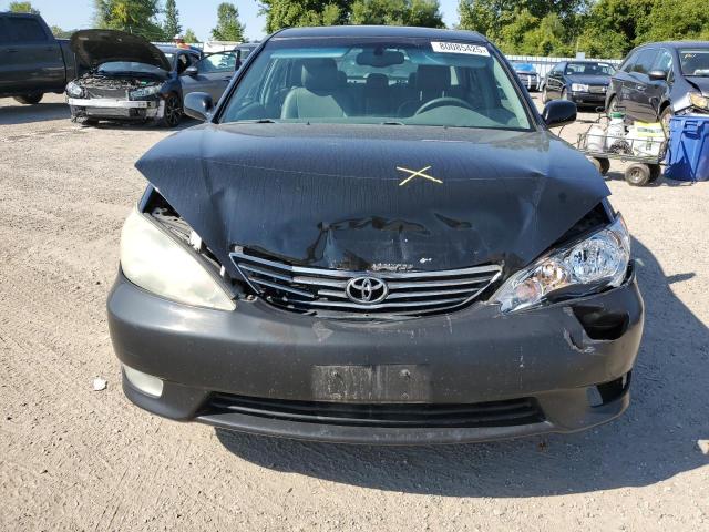 4T1BF30K85U103494 - 2005 TOYOTA CAMRY LE BLACK photo 5