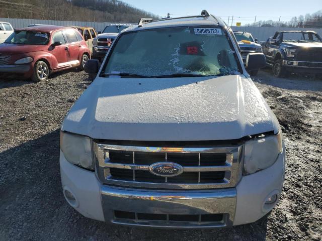 1FMCU93G39KB28065 - 2009 FORD ESCAPE XLT WHITE photo 5