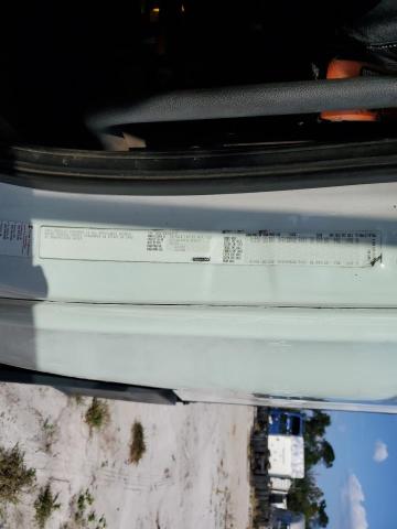 1FUJGLD5XGLHE4213 - 2016 FREIGHTLINER CASCADIA 1 თეთრი ფოტო 10