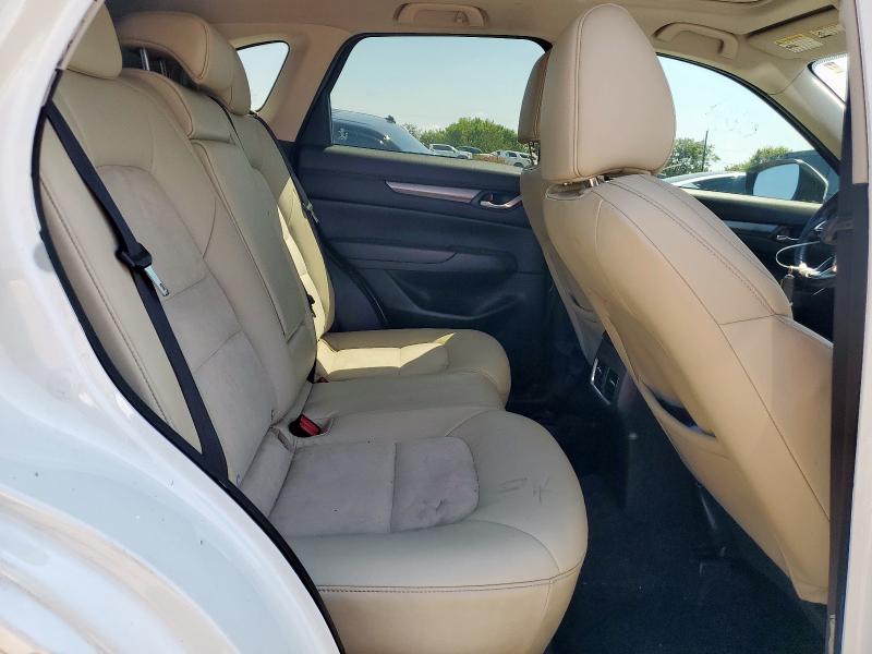 JM3KFACL9H0128145 - 2017 MAZDA CX-5 TOURING WHITE photo 11