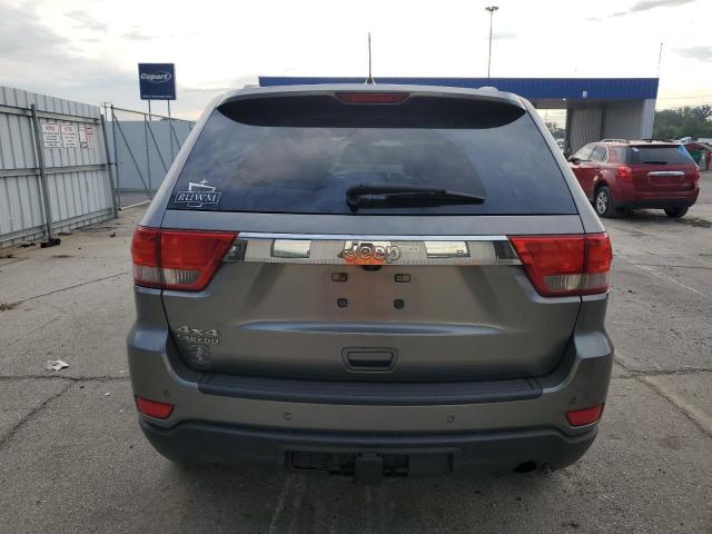 1J4RR4GG8BC578074 - 2011 JEEP GRAND CHER LAREDO رمادي صورة 6