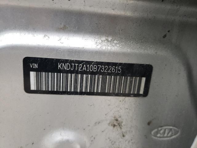 KNDJT2A10B7322615 - 2011 KIA SOUL SILVER photo 12