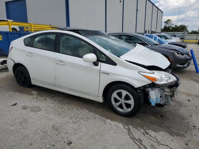 JTDKN3DU9D5640385 - 2013 TOYOTA PRIUS WHITE photo 4