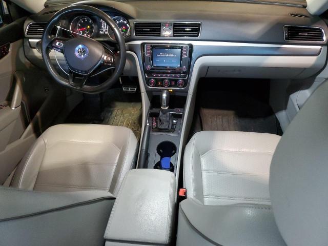 1VWDT7A38HC064305 - 2017 VOLKSWAGEN PASSAT R-LINE Mavi foto 8