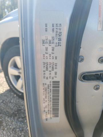 1C6RR6KT5FS676844 - 2015 RAM 1500 ST SILVER photo 12