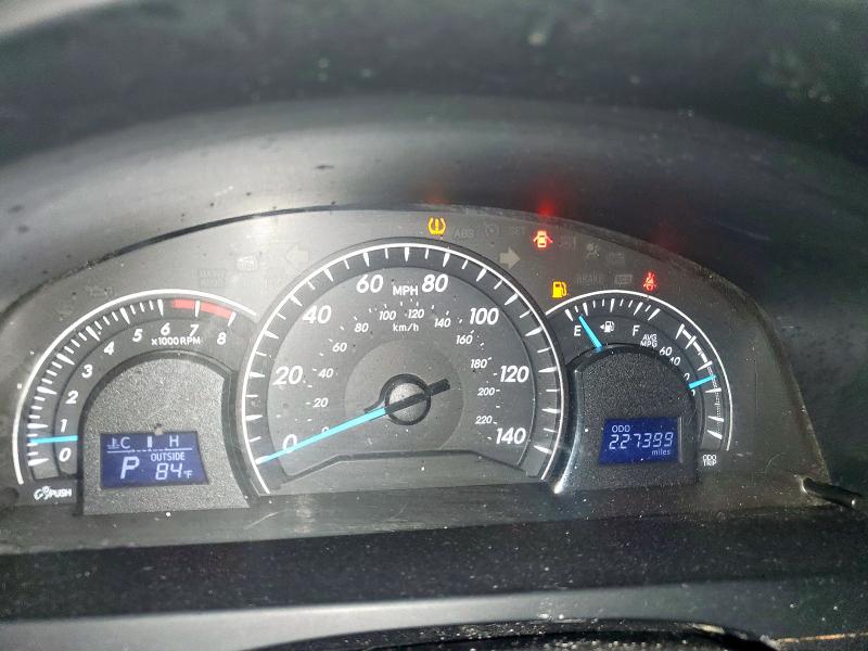 4T1BF1FK3EU367055 - 2014 TOYOTA CAMRY L SILVER photo 9