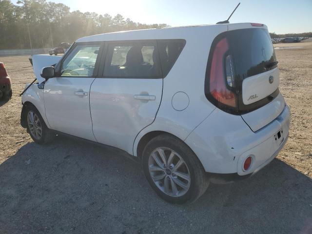 KNDJP3A52J7524013 - 2018 KIA SOUL + WHITE photo 2