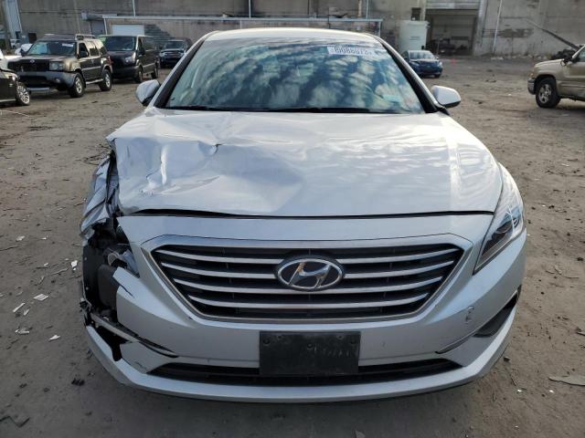 5NPE24AF5GH421994 - 2016 HYUNDAI SONATA SE SILVER photo 5