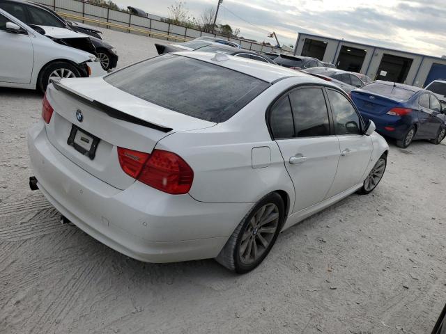 WBAPH7G54BNN06998 - 2011 BMW 328 I WHITE photo 3