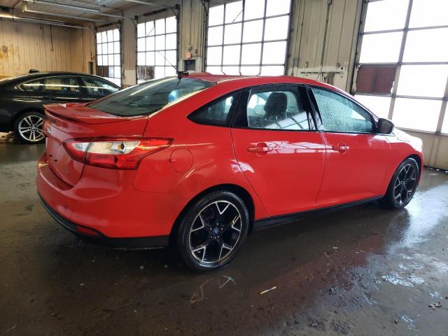 1FAHP3F24CL193268 - 2012 FORD FOCUS SE RED photo 3