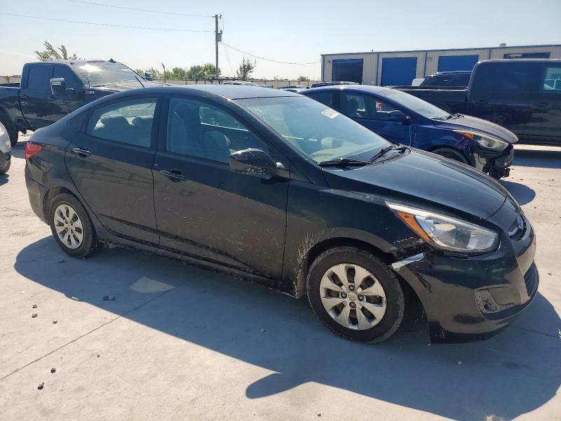 KMHCT4AE2HU281921 - 2017 HYUNDAI ACCENT SE 黑色 照片 4