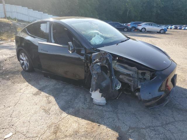 5YJYGDEE5LF024780 - 2020 TESLA MODEL Y BLACK photo 4